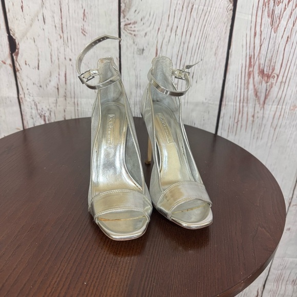 BCBGeneration Metallic Silver Open Toe Ankle Strapped Mesh side High Heels 7 GUC - Picture 4 of 16